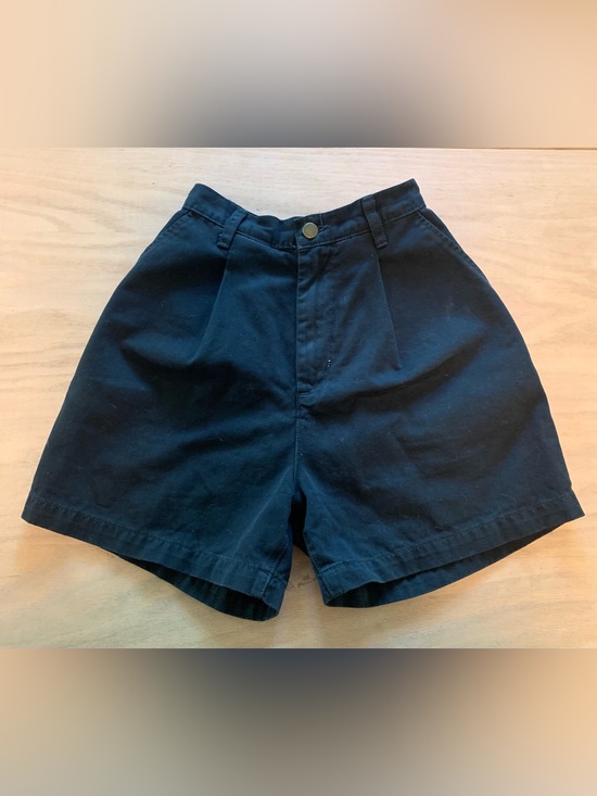 Los Angeles Apparel Pants - Los Angeles Apparel High-Waist Cotton Pleated Short - Black - Small